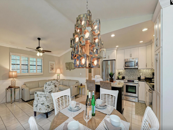 Holmes Beach Vacation Rental with Heated Pool & Spa – Steps to Gulf